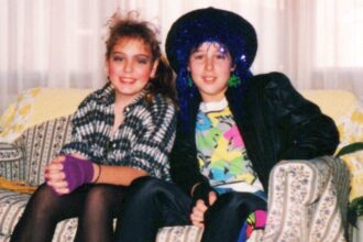 5 songs every 80s kid loved that we only now realize had very adult meanings 6979675994eef