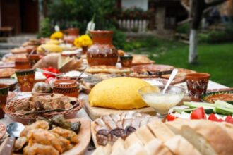 alimentul traditional romanesc care te intinereste este aur curat pentru sanatate dar si frumusete 6978a195853d7