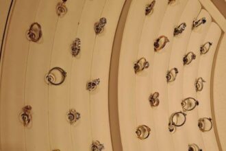 controale anpc in sectorul bijuteriilor zeci de comercianti sanctionati pentru practici ilegale 697c835265019