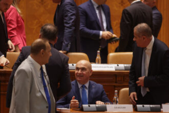 guvernul isi angajeaza raspunderea pe reforma administratiei la pachet cu masurile de relansare economica propuse de psd surse 696e6f52910b1