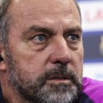 hansi flick dezamagit de fotbalistul care a decis sa plece de la barcelona trebuie sa si puna 100 din inima 696bf2b0c0cde