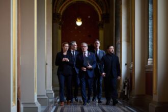 liderii coalitiei se intalnesc pentru prima data in acest an pentru a transa masurile de reducere a cheltuielilor 696dc252c8e3d