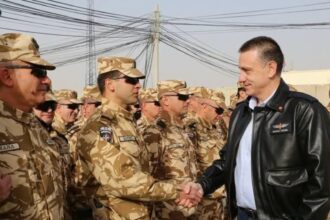 mihai fifor ii da replica rezistului de la aparare ventilarea in spatiul public a ideii ca militarii se pensioneaza la 48 de ani este o manevra abjecta de manipulare 69664080ce128