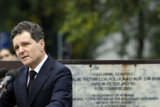 nicusor dan comemorarea victimelor holocaustului devine tot mai relevanta intr o lume in care memoria colectiva pare sa se estompeze 6977620d9a56f