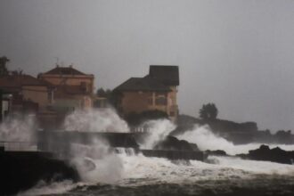 sicilia sub ape stare de urgenta decretata in italia dupa ciclonul harry care a facut ravagii in sudul tarii fotovideo 697863b285374