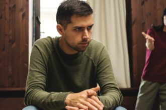 you can spot a man who was raised by an overbearing mom by these 11 pretty obvious behaviors 695d637454c92