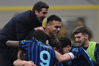 barcelona sparge banca peste 80 000 000 de euro pentru starul lui cristi chivu 69971120aade3