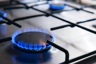 guvernul pregateste noua schema pentru pretul gazelor dupa 1 aprilie 2026 cum vor fi calculate facturile pentru populatie 6994e5da82bb8