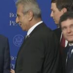 nicusor dan pus la punct de secret service la consiliul pentru pace video 699816a4c7465