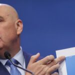 sedinta pnl s a incheiat bolojan le a prezentat liberalilor principalele directii ale pachetului de relansare economica 6981843b23803