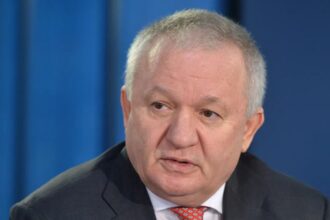 verdictul specialistului porumboiu transeaza faza care l a infuriat pe becali la craiova decizia e clara 698e496a34501