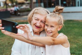 10 reasons grandparents are often the heart of the entire family 69b4acd8dab38