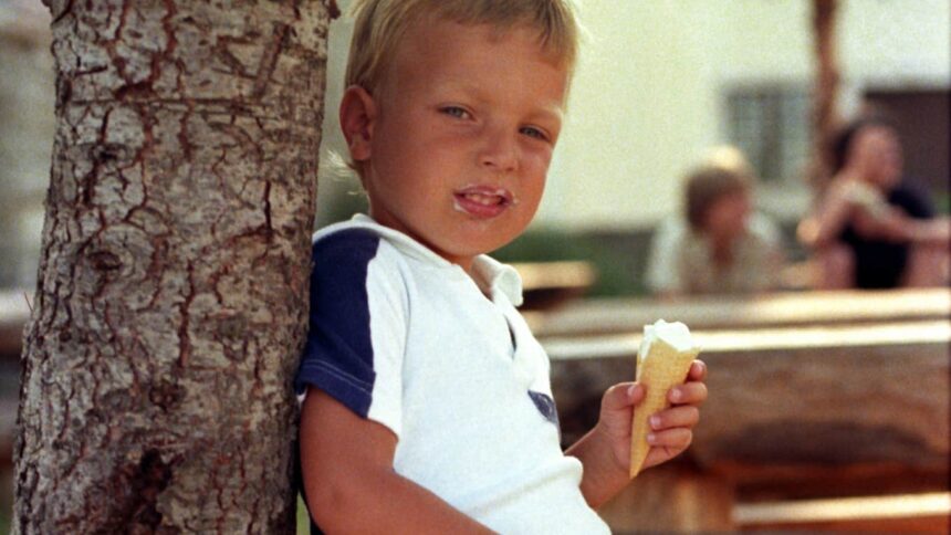 11 childhood experiences people from the 70s and 80s had that shaped how they handle life today 69b3403011c7b