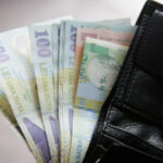 analiza majorarea salariului minim de la 1 iulie 2026 aduce bani in plus pentru angajati dar si costuri pentru firme ce spun specialistii 69bce1135c577