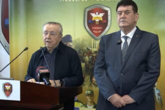 cartea am refuzat sa mi tradez tara lansata de generalul gabriel oprea editie eveniment 69a892a03c49e