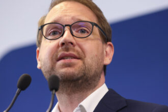 exclusiv fritz premierul bolojan a cedat de mai multe ori psd ului decat usr ului ce spune despre o posibila iesire de la guvernare 69af468051be4