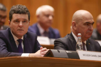 nicusor dan intrebat daca bolojan mai ramane premier are sprijinul majoritatii parlamentare sper sa continue la fel dar mai vedem 69bcd6b3d0db8