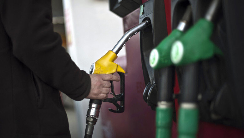 nou scenariu privind reducerea pretului la pompa coalitia a discutat taxarea suplimentara a companiilor care fac supraprofit surse 69ca9cc869374