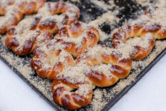 retete de mucenici moldovenesti si muntenesti pentru 9 martie 2026 cum se face aluatul perfect secrete de la bucatari profesionisti 69ad02d10e4ec