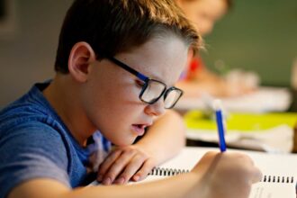 the clever psychology trick that gets kids to do homework without a single argument 69c6ce65cf509