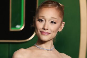 ariana grande planning summer release for new album 69d6f6c8da5fe