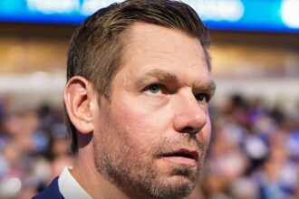 eric swalwell announces resignation from congress im deeply sorry 69dd666140b0d