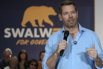 eric swalwell s a retras din cursa pentru functia de guvernator al statului california dupa acuzatiile de hartuire sexuala si viol 69dcc9342a10a