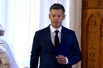 eu officials arrive in hungary for high stakes talks with magyars government 69e235f7cd80f