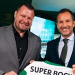 galerie foto ce surpriza marius niculae primire spectaculoasa la sporting bine ai revenit acasa 69f33a12d00ae