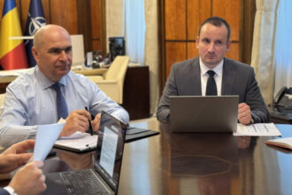 guvernul vrea sa curete piata energiei premierul ilie bolojan anunta masuri impotriva speculatorilor si promite scaderea preturilor 69eb7d03160e4