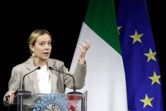 italian lawyers could win wild west style bounties if immigration clients go home 69e522cf3b953