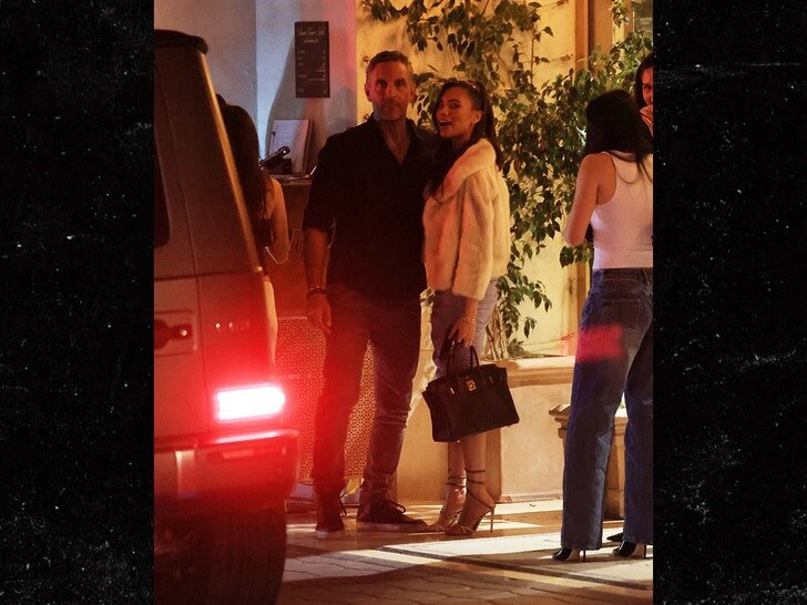 mauricio umansky spotted with love island star amid family drama 69d18ea9854c4