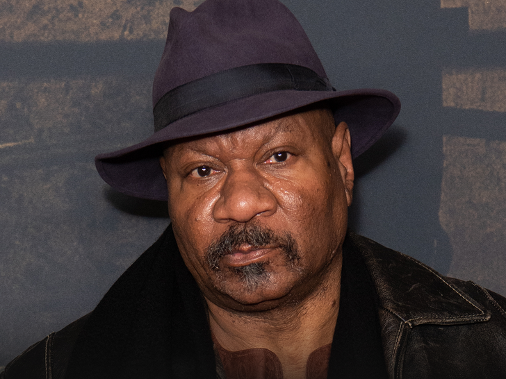 mission impossible star ving rhames collapses in restaurant 69f27f90c4d10