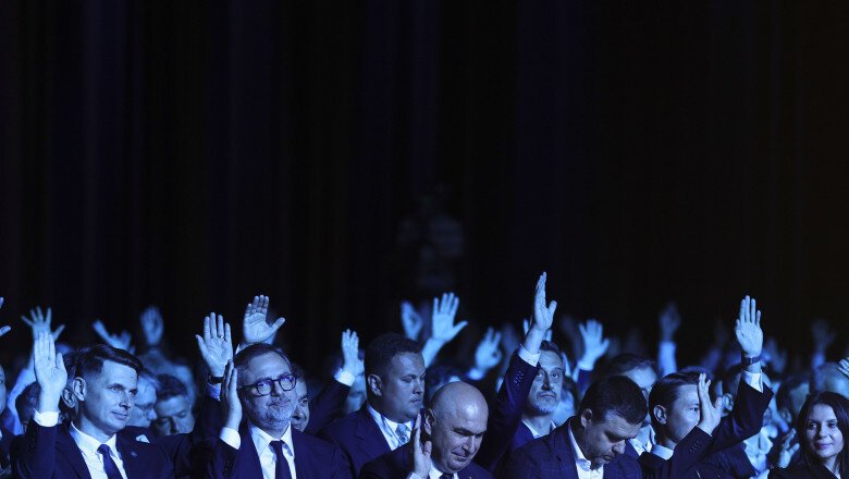 conducerea pnl a stabilit lista pucistilor care vor fi dati afara din partid 16 parlamentari 3 sefi de cj si un eurodeputat 6a3a4507a08f5