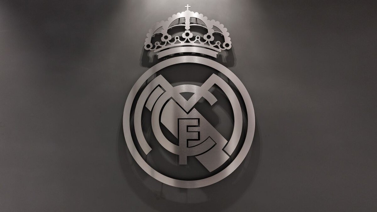 oferta de 160 000 000 de e pentru starul lui real madrid 6a48eb8852090