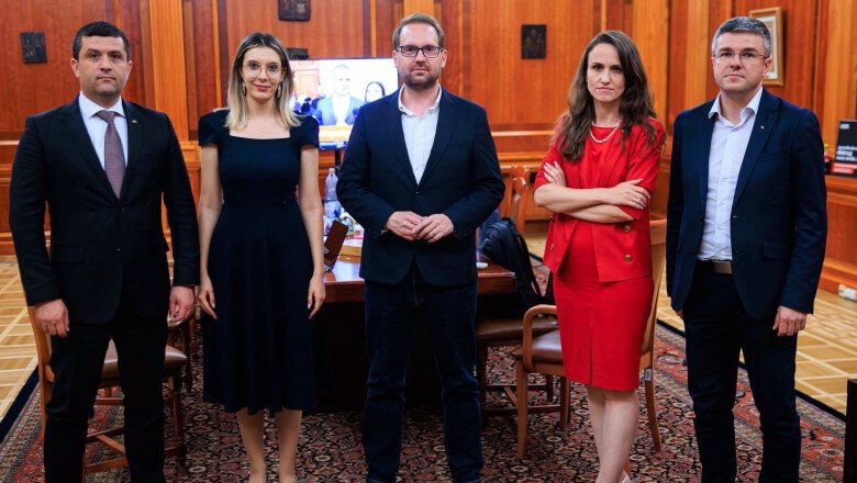 video congres in usr partidul isi alege cei 24 de membri ai consiliului national ce rol are forul de conducere 6ae59df361aad